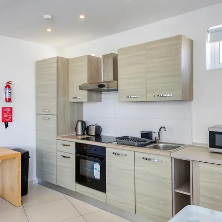 公寓 Lovely Penthouse With Private Bbq & Wifi In By 360 Estates Gzira