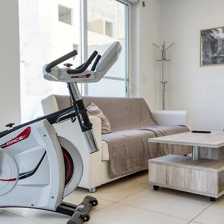 Lovely Penthouse With Private Bbq & Wifi In By 360 Estates *