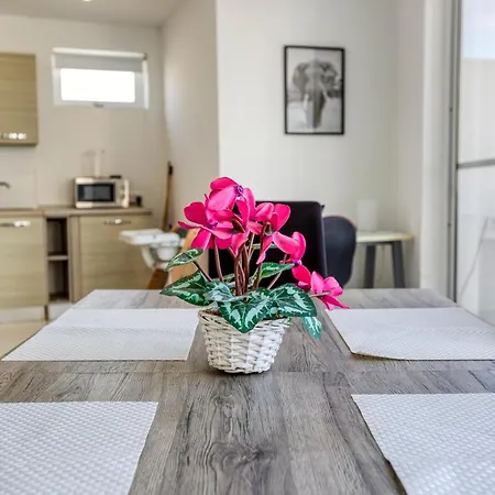 Lovely Penthouse With Private Bbq & Wifi In By 360 Estates Daire Gzira